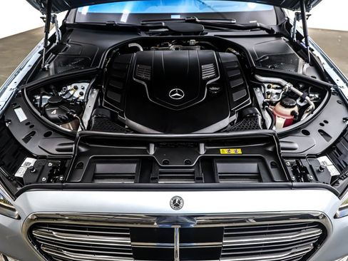 Certified 2025 Mercedes-Benz S 580 4MATIC Sedan image 13