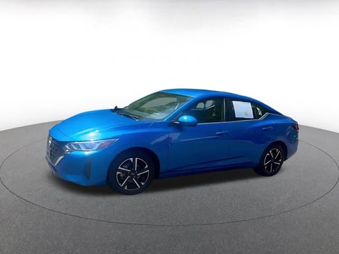 Used 2025 Nissan Sentra SV image 8