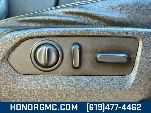 Used 2019 GMC Sierra 1500 SLT w/ X31 Off-Road Package image 27