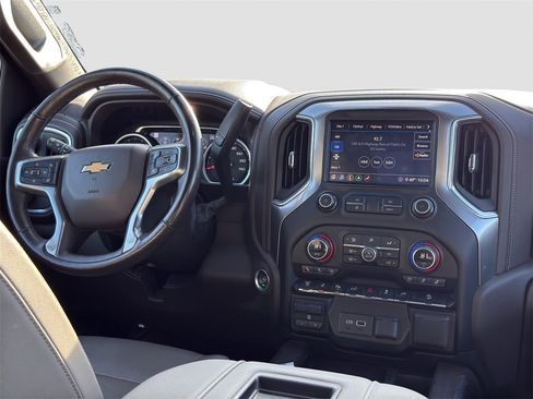 Used 2020 Chevrolet Silverado 2500 LTZ w/ LTZ Premium Package image 19