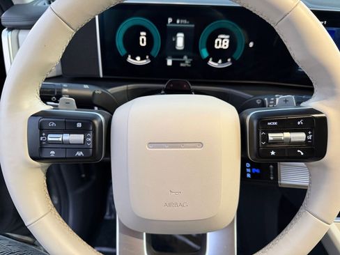 Used 2025 Hyundai Santa Fe SEL image 29