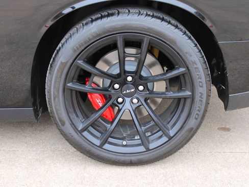 Used 2023 Dodge Challenger SRT Hellcat image 12