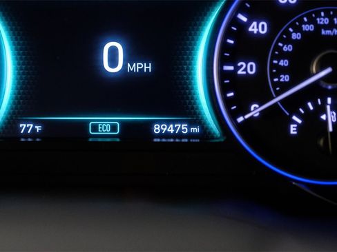 Used 2021 Hyundai Palisade SEL w/ Premium Package image 16