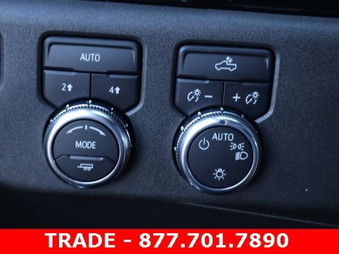 Certified 2022 GMC Sierra 1500 SLE image 11