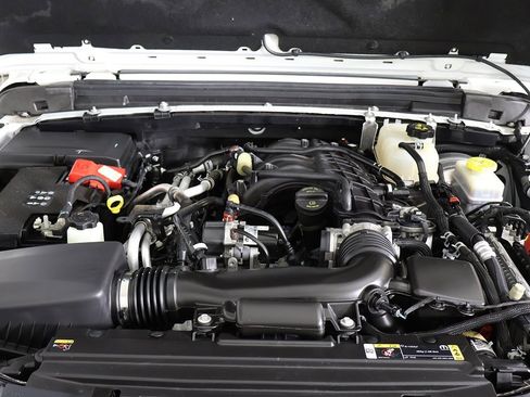 Used 2022 Jeep Wrangler Unlimited Willys image 16