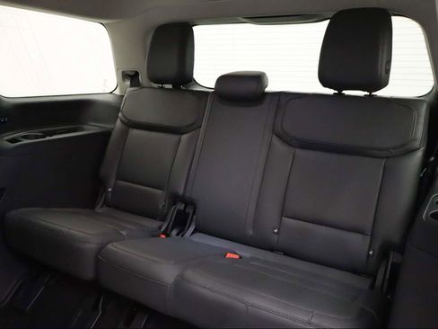 New 2026 Ford Expedition Active image 18