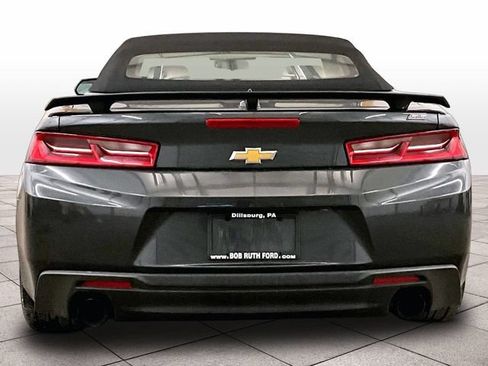 Used 2017 Chevrolet Camaro SS RWD image 4