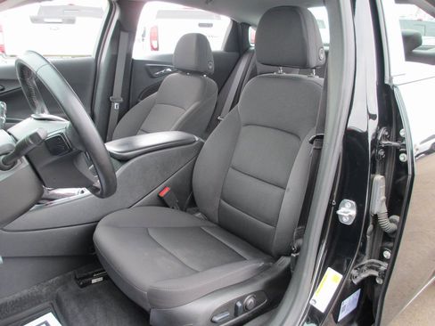 Certified 2024 Chevrolet Malibu RS image 11