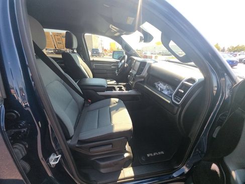 Used 2022 RAM 1500 Big Horn AWD/4WD image 32
