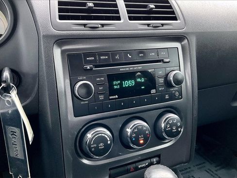 Used 2013 Dodge Challenger SXT w/ Super Sport Group image 18