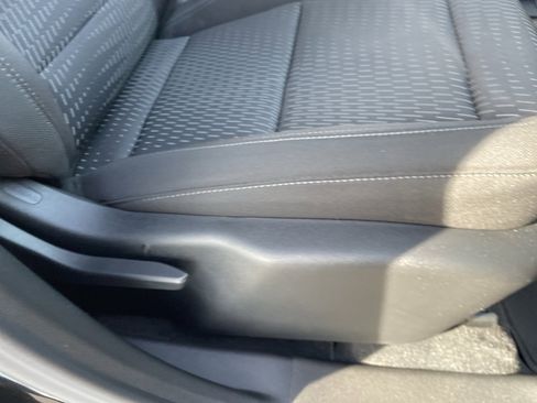 Used 2026 Chevrolet Equinox LT image 41