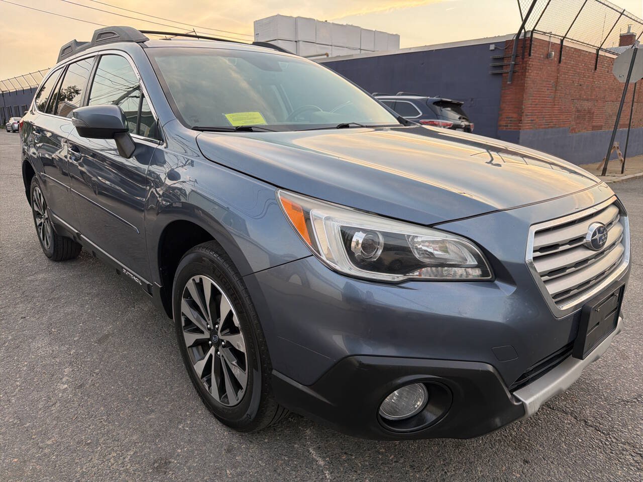 Used 2017 Subaru Outback 2.5i Limited AWD/4WD image 32