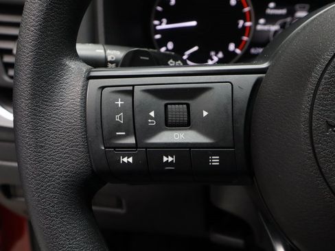 Certified 2024 Nissan Rogue S image 26