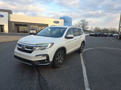 Used 2020 Honda Pilot Touring image 7