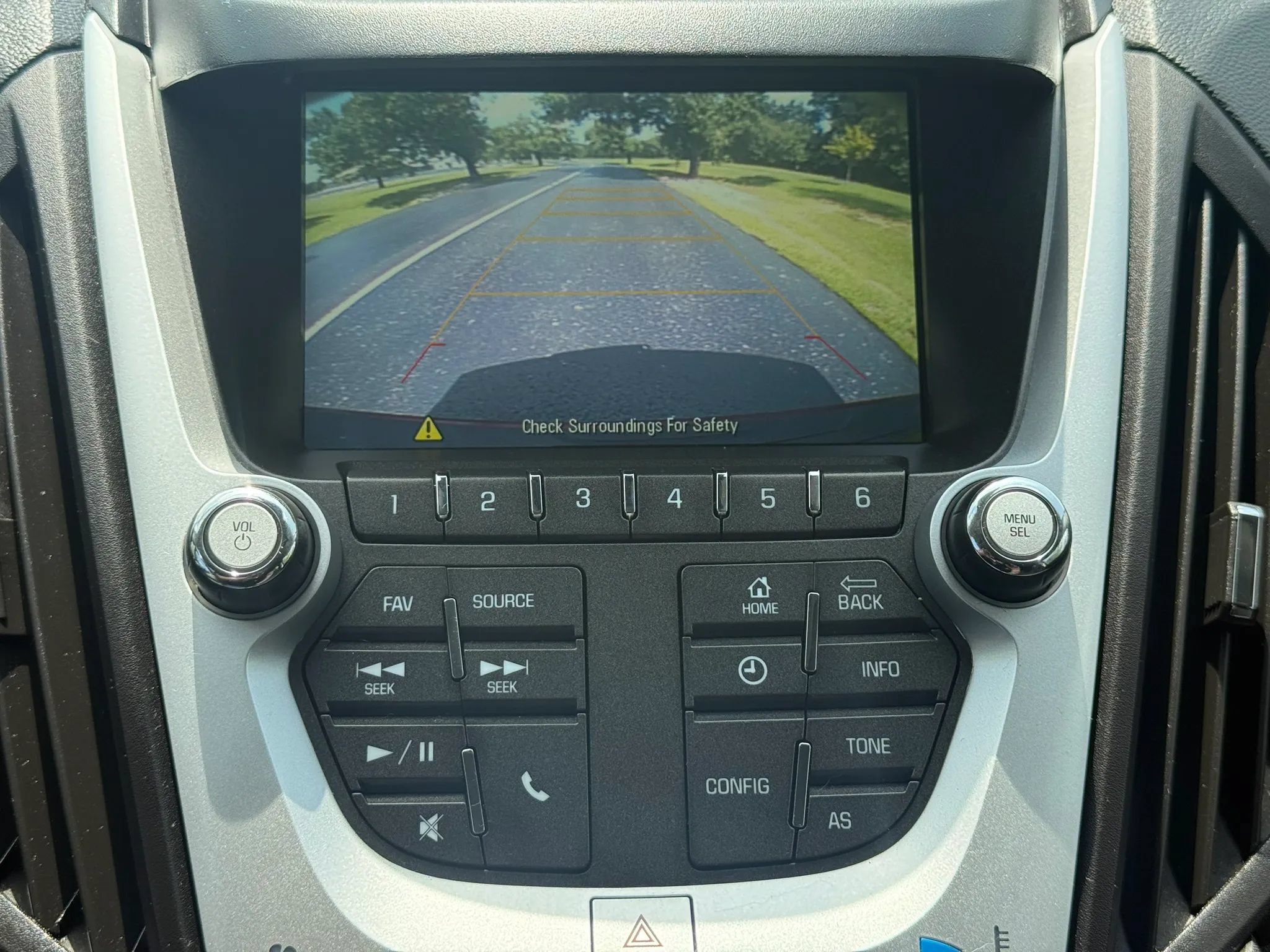 Used 2017 Chevrolet Equinox LT w/ Convenience Package FWD image 20
