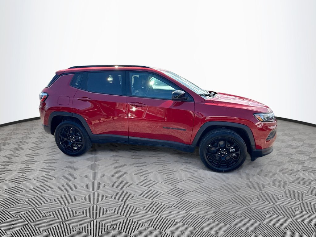 New 2026 Jeep Compass Latitude AWD/4WD image 4