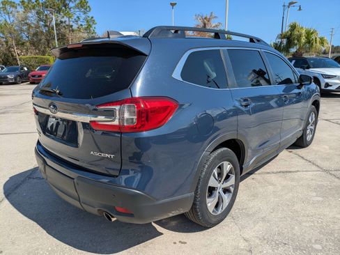 Certified 2023 Subaru Ascent Premium w/ Convenience Package image 4