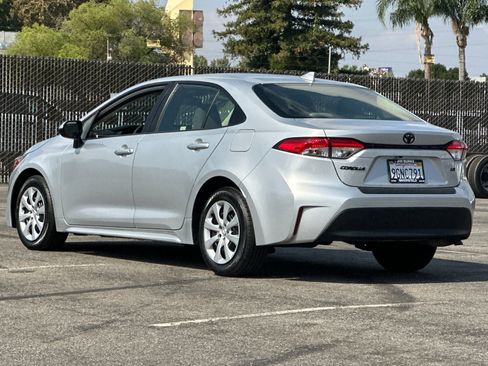 Used 2023 Toyota Corolla LE w/ Carpet Mat Package (TMS) image 6