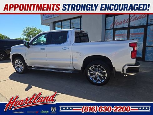 Used 2019 Chevrolet Silverado 1500 High Country w/ Safety Package II AWD/4WD image 6
