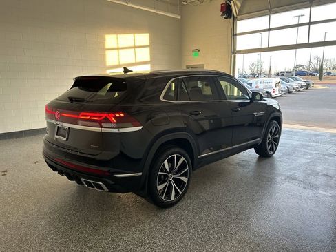 New 2026 Volkswagen Atlas Cross Sport SEL Premium R-Line AWD/4WD image 7