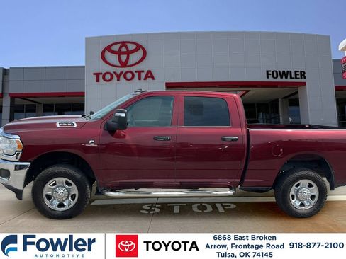 Used 2023 RAM 2500 Tradesman AWD/4WD image 2