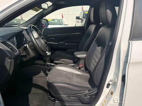 Used 2020 Mitsubishi Outlander Sport GT image 12