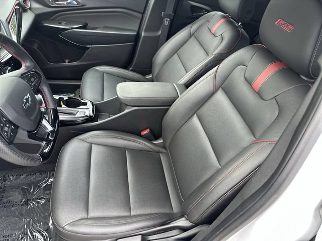 Used 2025 Chevrolet Trax RS w/ Driver Confidence Package FWD image 15