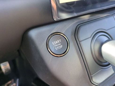 New 2026 Land Rover Defender 110 OCTA image 23