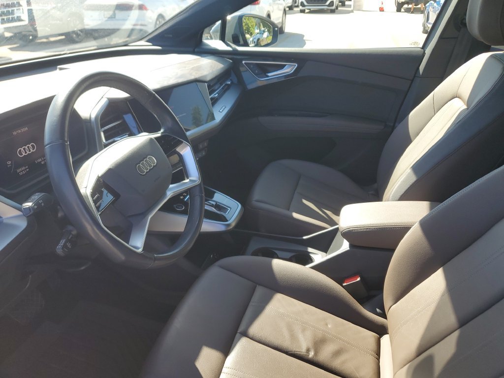 Certified 2024 Audi Q4 e-tron Premium Plus w/ Premium Plus AWD/4WD image 24