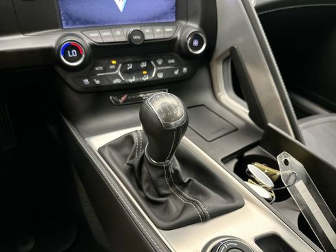 Used 2014 Chevrolet Corvette Stingray Convertible w/ 2LT Preferred Equipment Group RWD image 21
