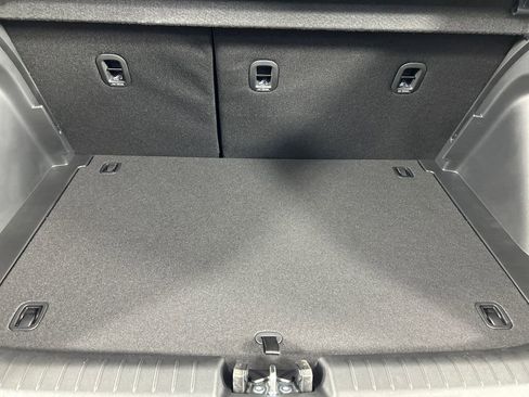 Used 2026 Hyundai Venue SEL FWD image 20
