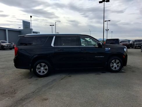 Used 2022 GMC Yukon XL SLE w/ Max Trailering Package AWD/4WD image 9