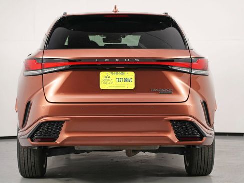 Used 2023 Lexus RX 500h F Sport image 11