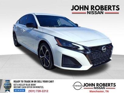 Used 2023 Nissan Altima 2.5 SR