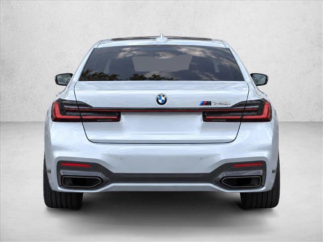 Used 2020 BMW 740i w/ M Sport Package RWD image 6