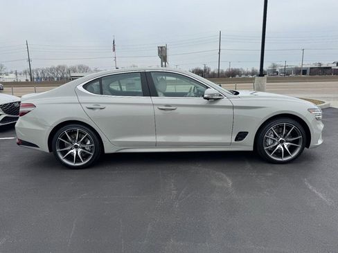 New 2026 Genesis G70 2.5T Prestige image 2