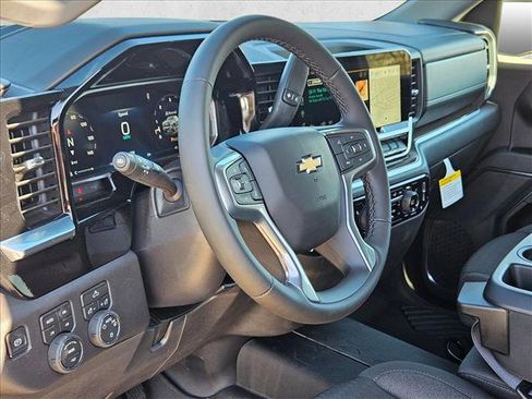 New 2026 Chevrolet Silverado 1500 LT image 3