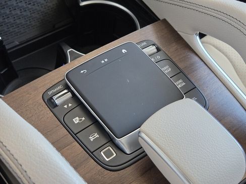 Certified 2026 Mercedes-Benz GLE 350 4MATIC image 32