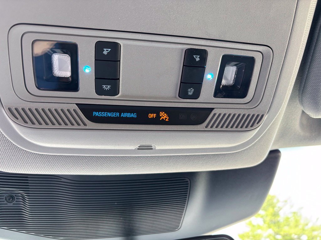 Used 2023 Ford Explorer XLT AWD/4WD image 38