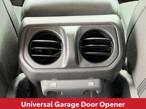 Used 2023 Jeep Wrangler Unlimited Sport AWD/4WD image 17