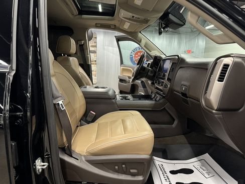 Used 2018 GMC Sierra 2500 Denali w/ Duramax Plus Package image 35