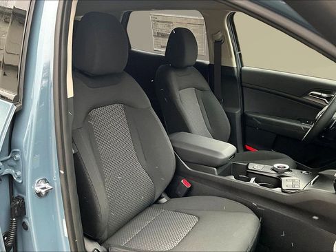 New 2026 Kia Sportage S image 11