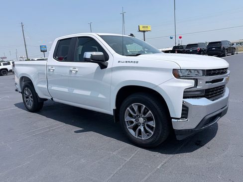 Used 2019 Chevrolet Silverado 1500 LT w/ All-Star Edition RWD image 2