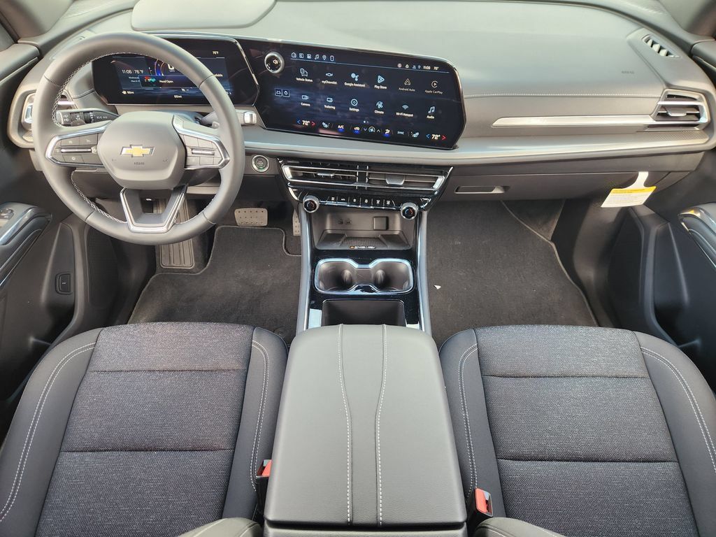 New 2026 Chevrolet Traverse LT w/ Driver Confidence Package FWD image 18
