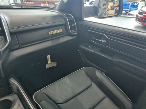 New 2026 RAM 1500 Laramie AWD/4WD image 15