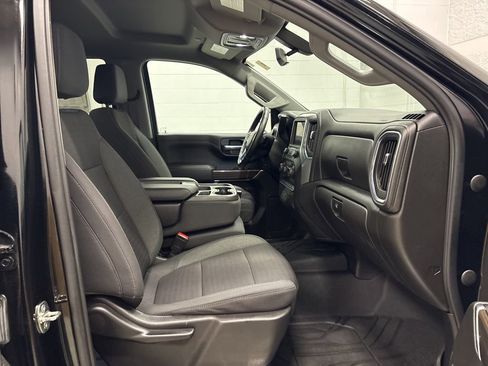 Used 2022 Chevrolet Silverado 1500 RST w/ Z71 Off-Road Package image 39