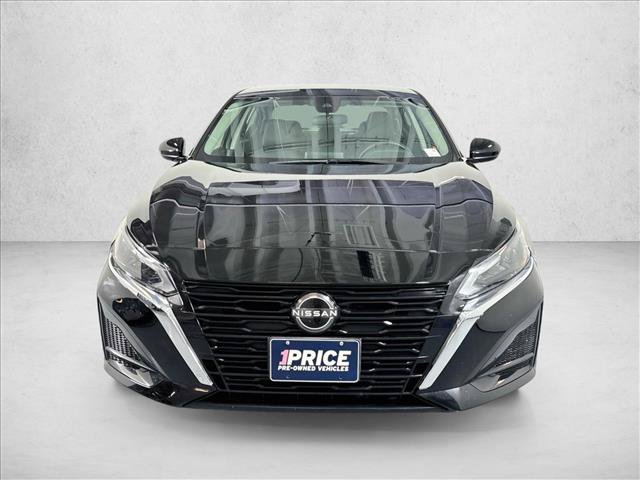 Used 2023 Nissan Altima 2.5 SV AWD/4WD image 2