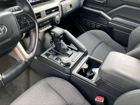 Used 2025 Toyota 4Runner SR5 AWD/4WD image 16