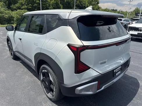 New 2027 Kia Seltos S AWD/4WD image 4