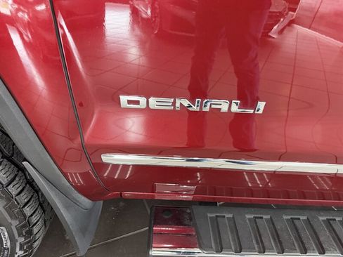 Used 2016 GMC Sierra 1500 Denali w/ Enhanced Driver Alert Package AWD/4WD image 34